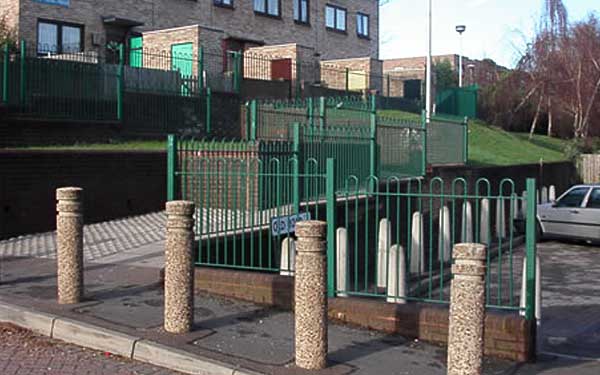 Green railings installed in community