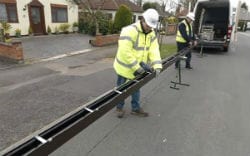 Seamless guttering being created