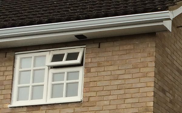 Seamless guttering fitted to home